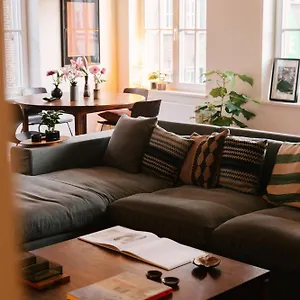 https://aplace-marvellous-flats-rooms-leeuwenstraat-20.hotelsantwerp.net