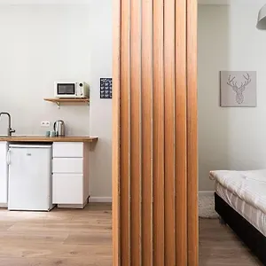 https://apt-van-lerius-studio.hotelsantwerp.net